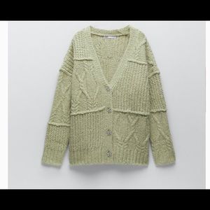 Zara jewelry buttons green blogger sweater